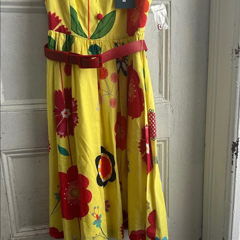 NWT Modcloth Yellow Floral Dress with pockets and belt- size XXS - Picture 4 of 5